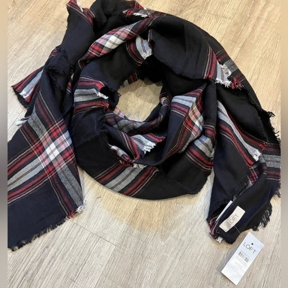 LOFT Classic Black and Red Plaid Scarf NWT